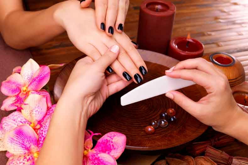 Top rated beauty salon in Bhopal | Top rated female salon
in Bhopal